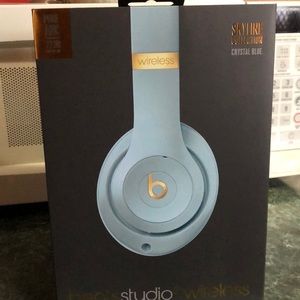 Apple Beats studio3 wireless